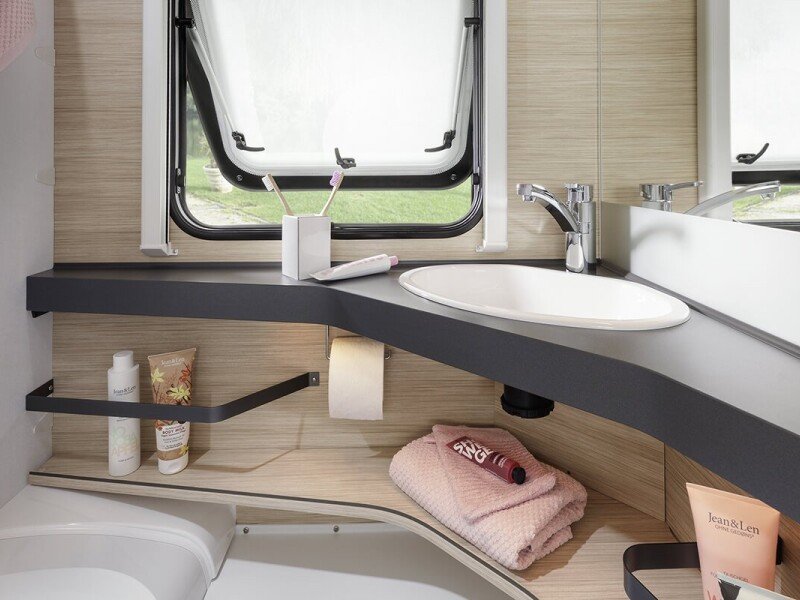 csm Fendt Caravan Wohnwagen kaufen Apero Bad02 25d35fc172