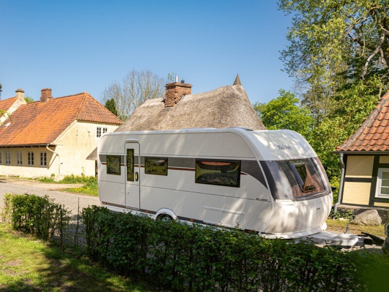 2027 WW DeLuxe 495UL Aussen Ollo 9425 BEAR PRESSE