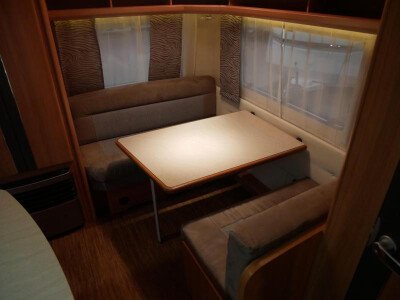 Hobby De Luxe 440 SF image