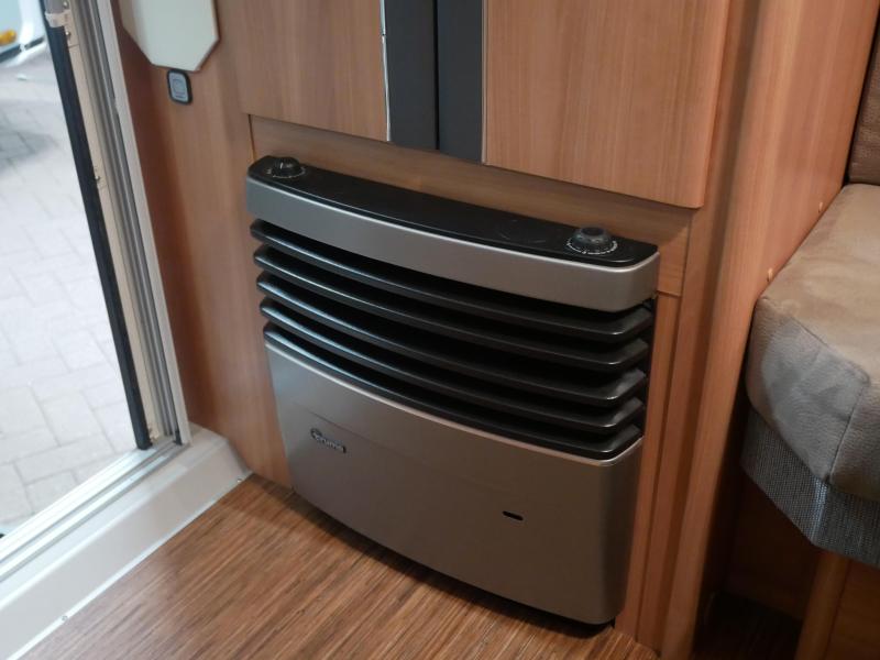 Hobby De Luxe 440 SF image