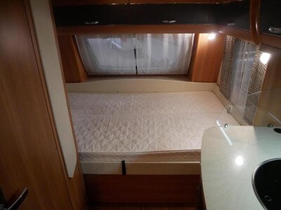 Hobby De Luxe 440 SF image