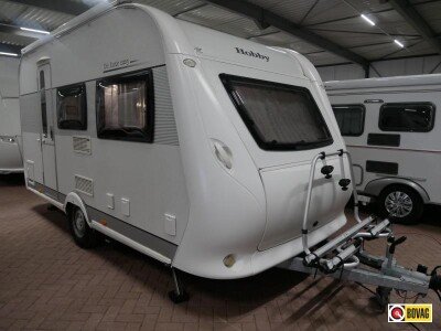 Hobby De Luxe Easy 400 SF