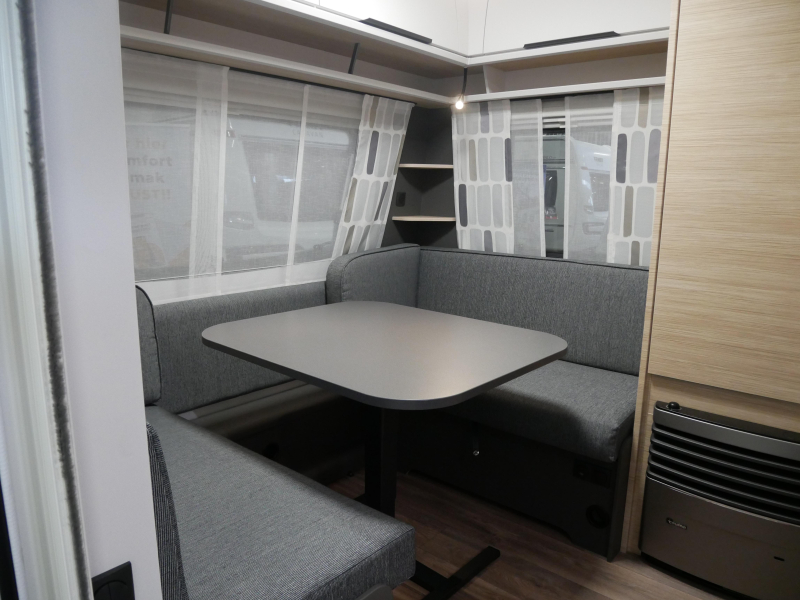 Fendt Apero 465 TG image
