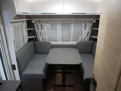 Fendt Apero 465 TG image