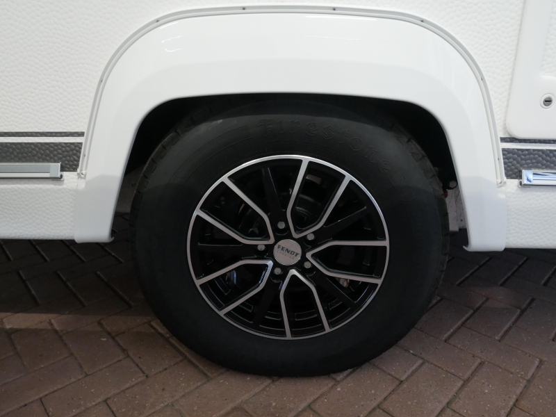 Fendt Tendenza 465 SFB image