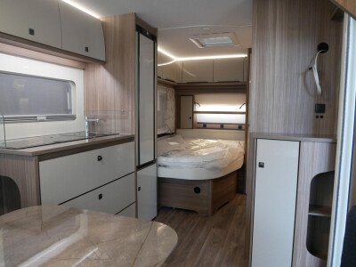 Fendt Tendenza 465 SFB image