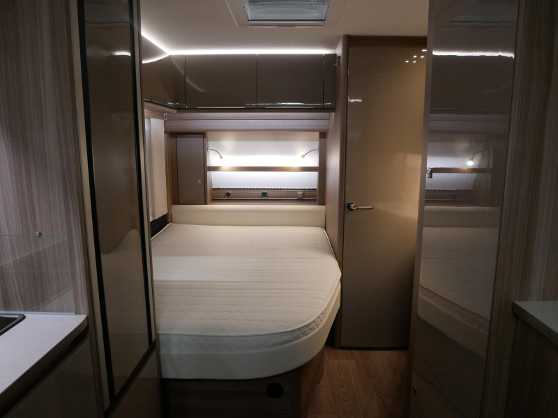 Fendt Tendenza 465 SFB image