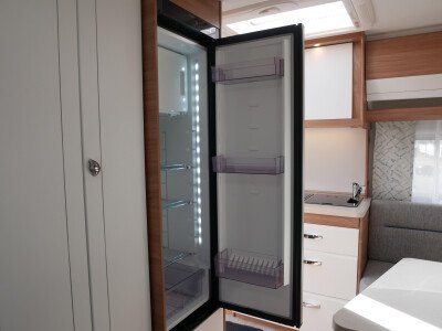 Hobby De Luxe 400 SFE image