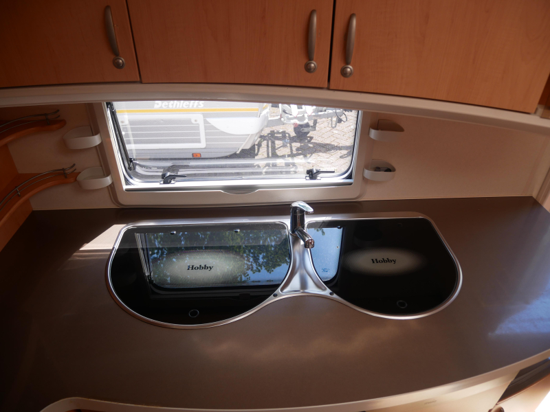 Hobby De Luxe 440 SF image