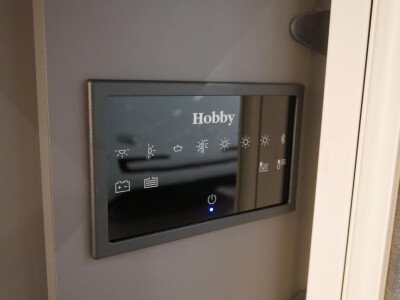 Hobby De Luxe 400 SFE image