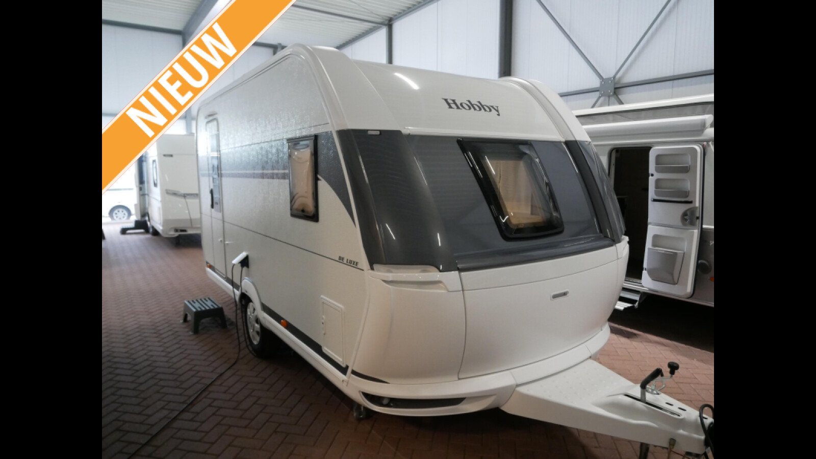 Hobby De Luxe 400 SFE