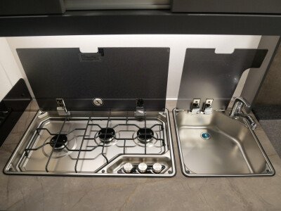 Hobby De Luxe 400 SFE image