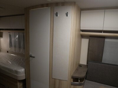 Hobby De Luxe 460 LU image