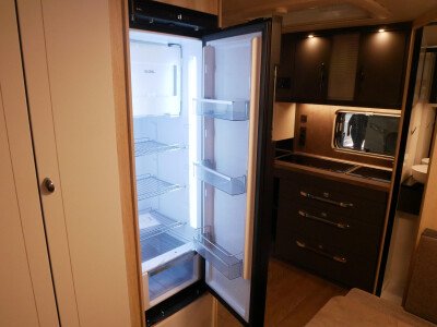 Hobby De Luxe 460 SFF image