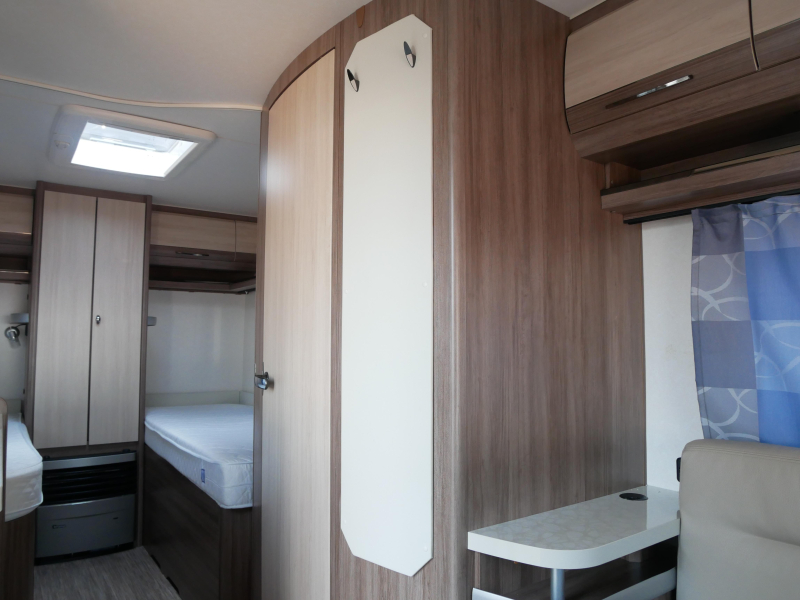 Hobby De Luxe Easy 460 LU image