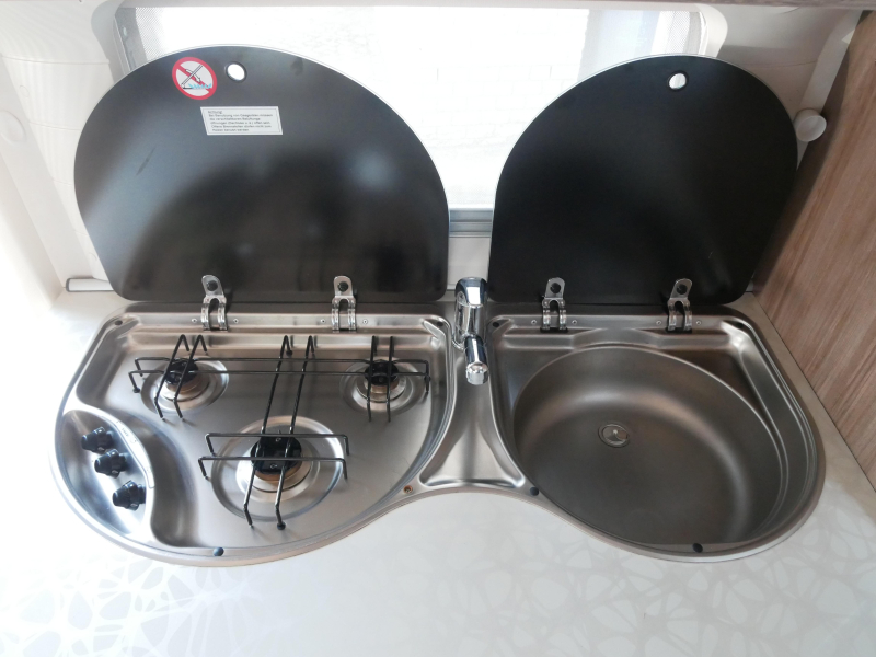 Hobby De Luxe Easy 460 LU image