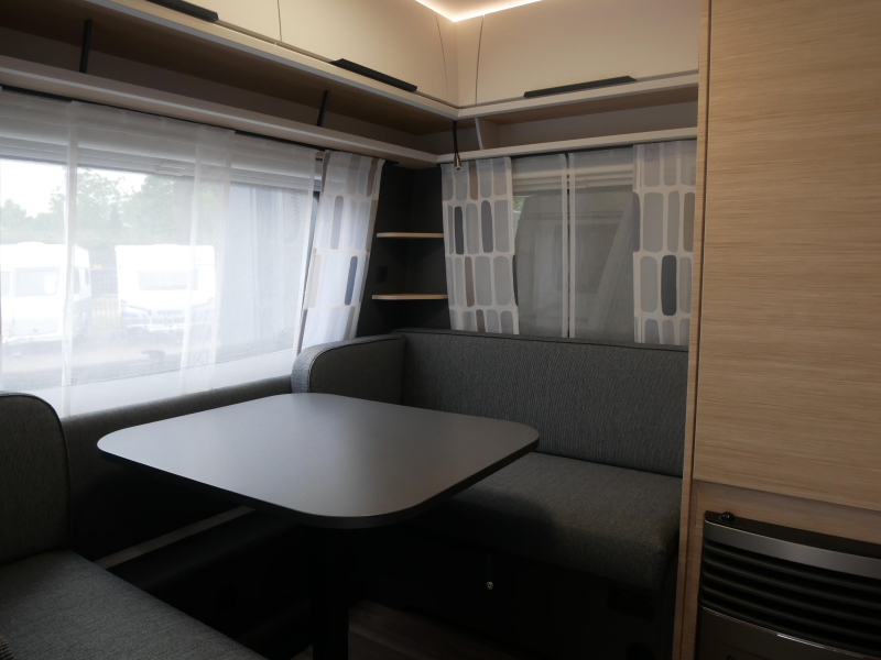 Fendt Apero 465 TG image
