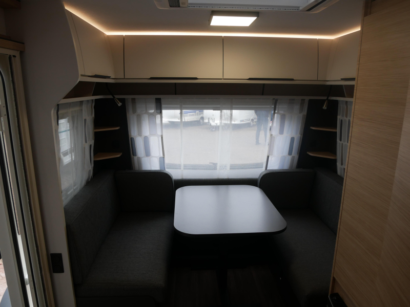 Fendt Apero 465 TG image