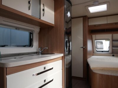 Hobby De Luxe 460 UFE image