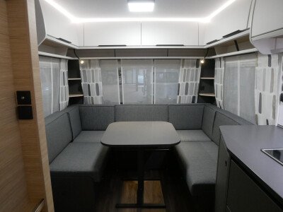 Fendt Apero 495 SFB image